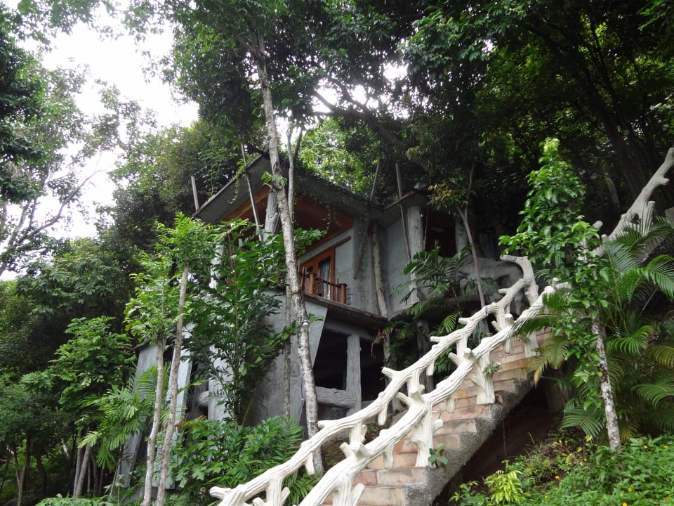 Bungalow mit Treppe Panviman Resort Koh Phangan