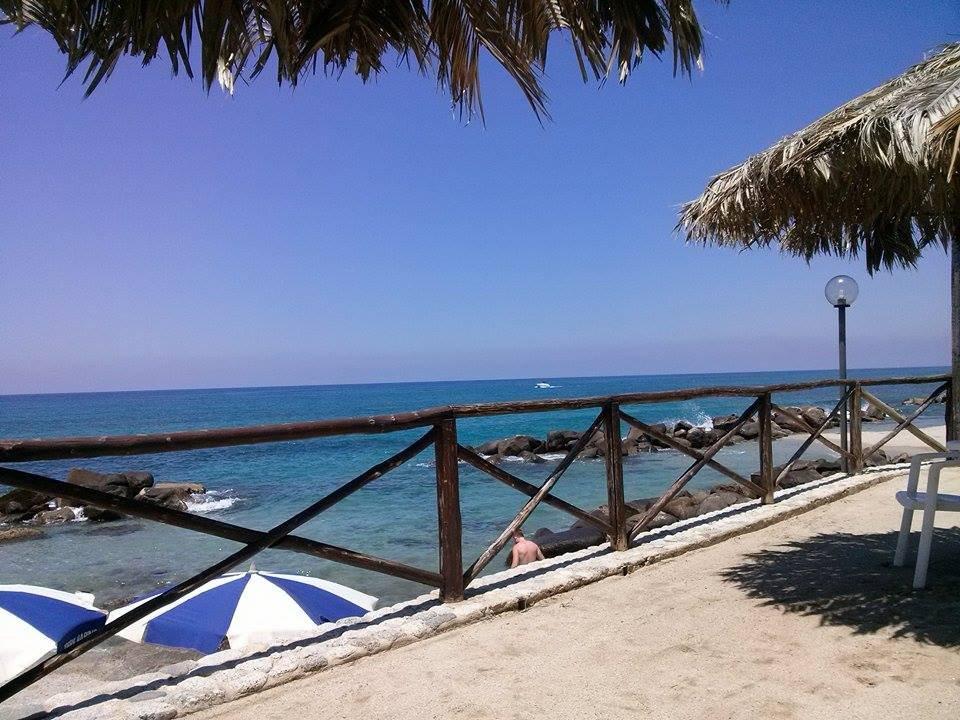 Sitzmöglichkeiten am Meer Hotel Club Torre Marino