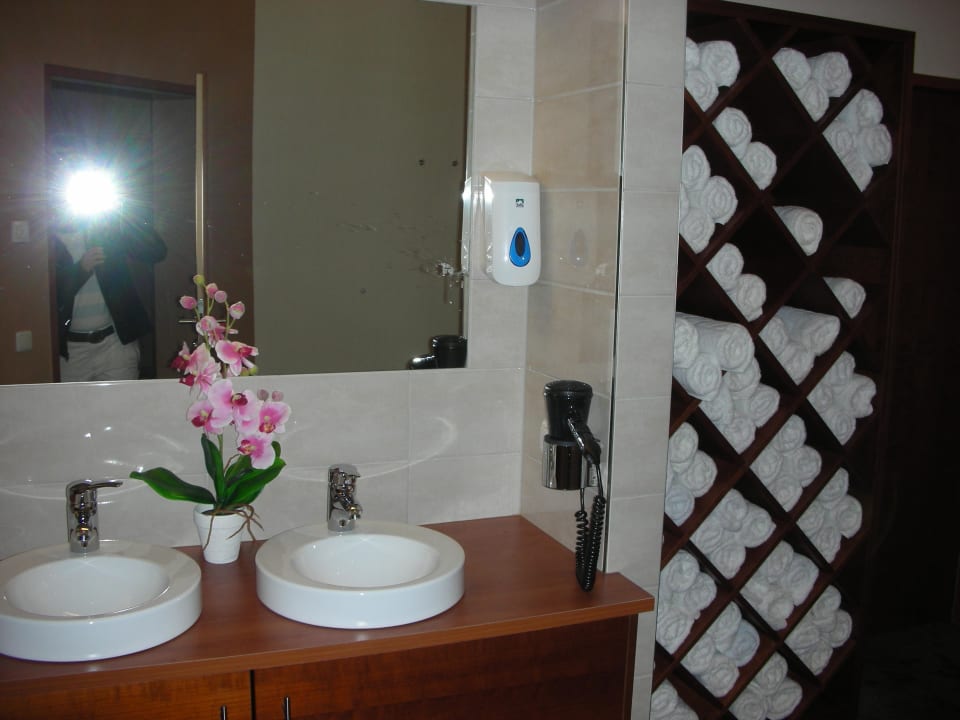 Eingang zum Saunabereich Hotel Herzblut