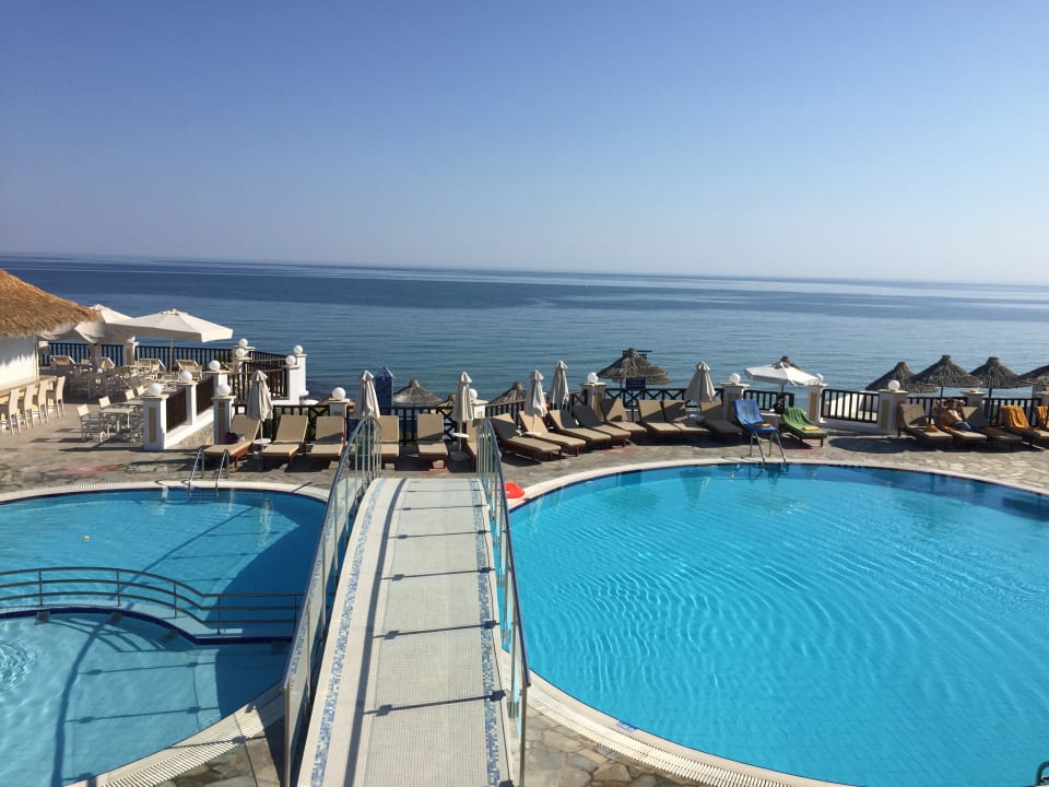 Pool Alexander Beach Hotel & Village Resort