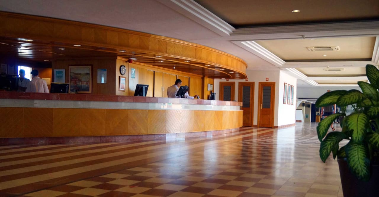 Rezeption Hotel Riu Oliva Beach - Hotel