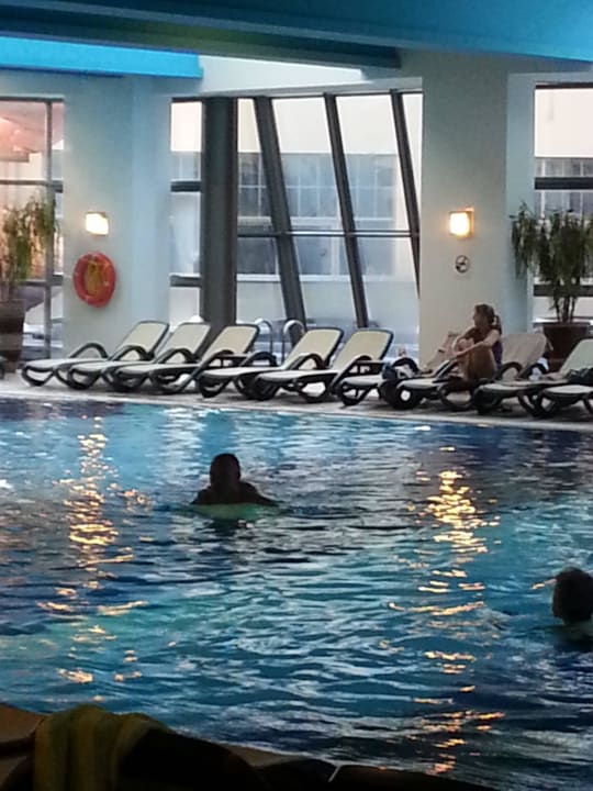 Indoorpool Limak Lara Deluxe Hotel & Resort