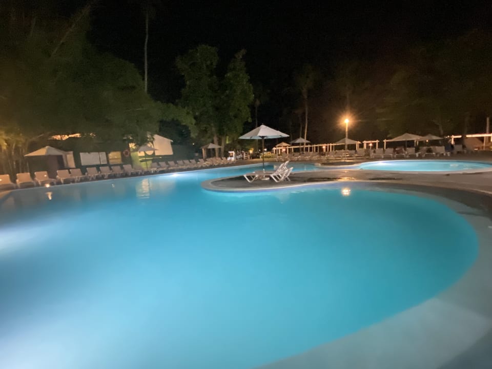 Pool whala!boca chica