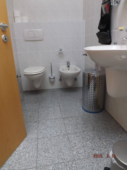 Bad/Toil. Hotel Luisenstuben