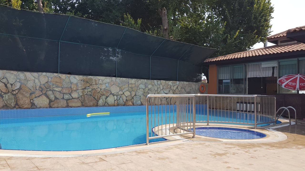 Pool Özlem Garden Hotel