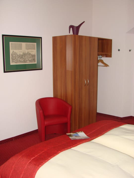 Schrank Hotel Weierich