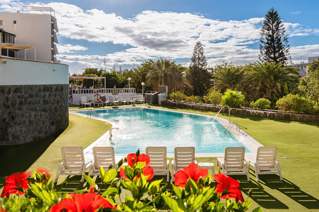 Pool Hotel New Folias