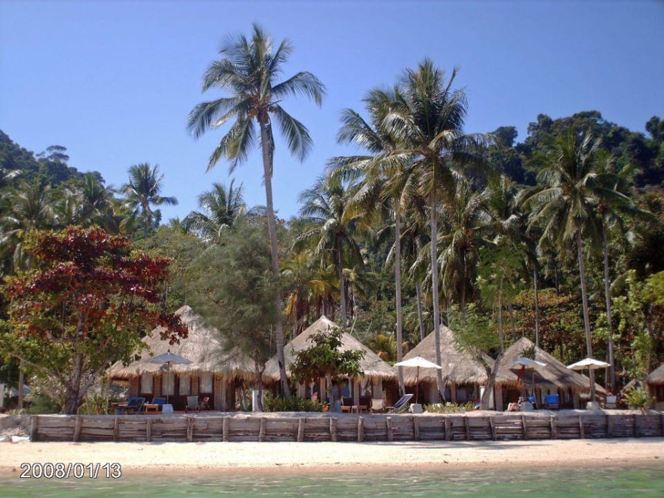 Blick auf die Beach Villas Hotel Thapwarin Resort