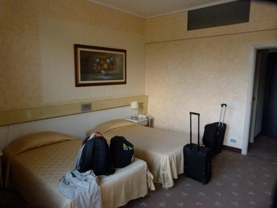 167 Hotel Country Club