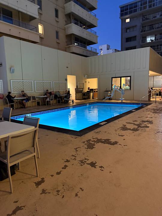 Pool Hotel Hyatt Place Waikiki Beach