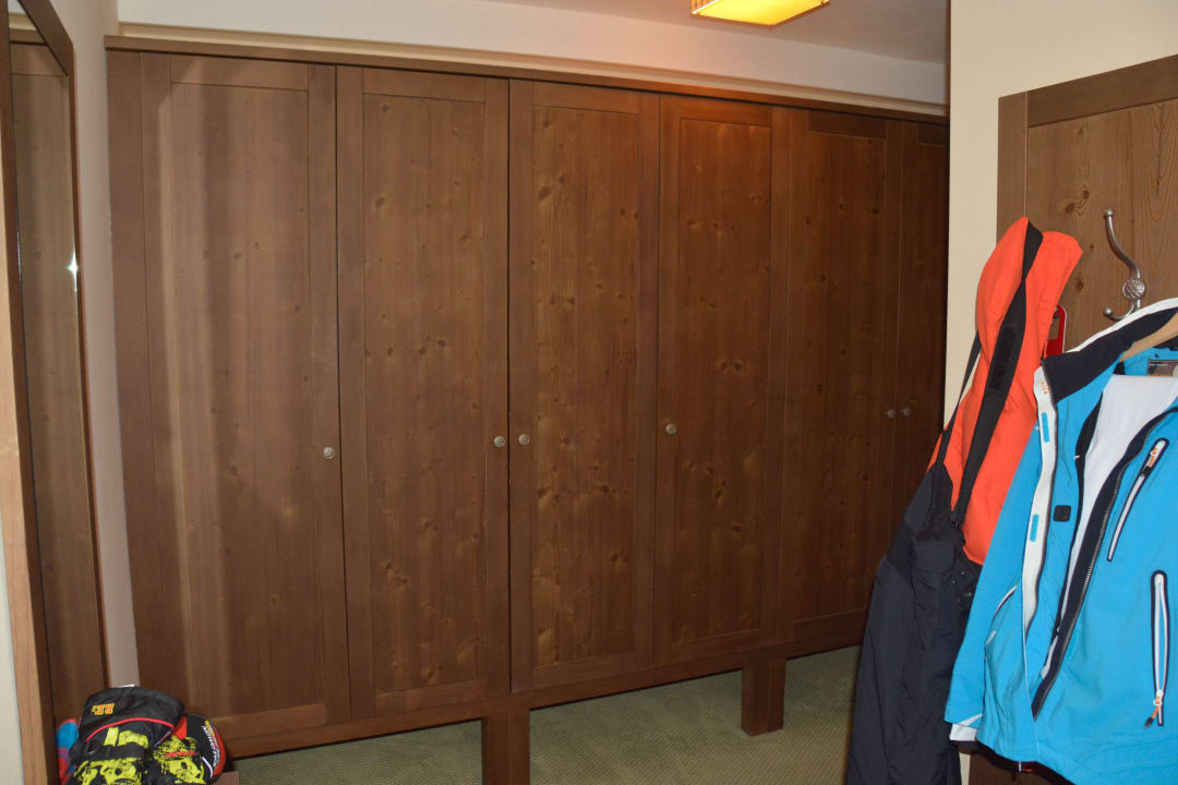 "Grosse Schränke" ROBINSON AMADÉ (Kleinarl) • HolidayCheck (Salzburger