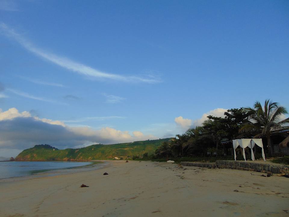 Strand Amber Lombok Beach Resort