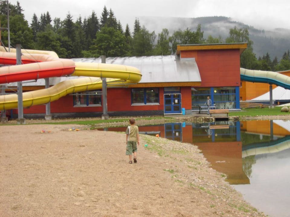 Blick auf das Schwimmbad Hotel Aquapark