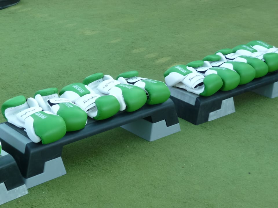 Die Handschuhe für das Boxcamp Ali Bey Club
