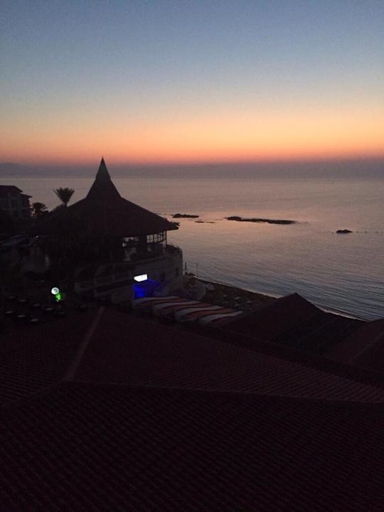 Sonnenaufgang Salamis Bay Conti Resort Hotel & Casino