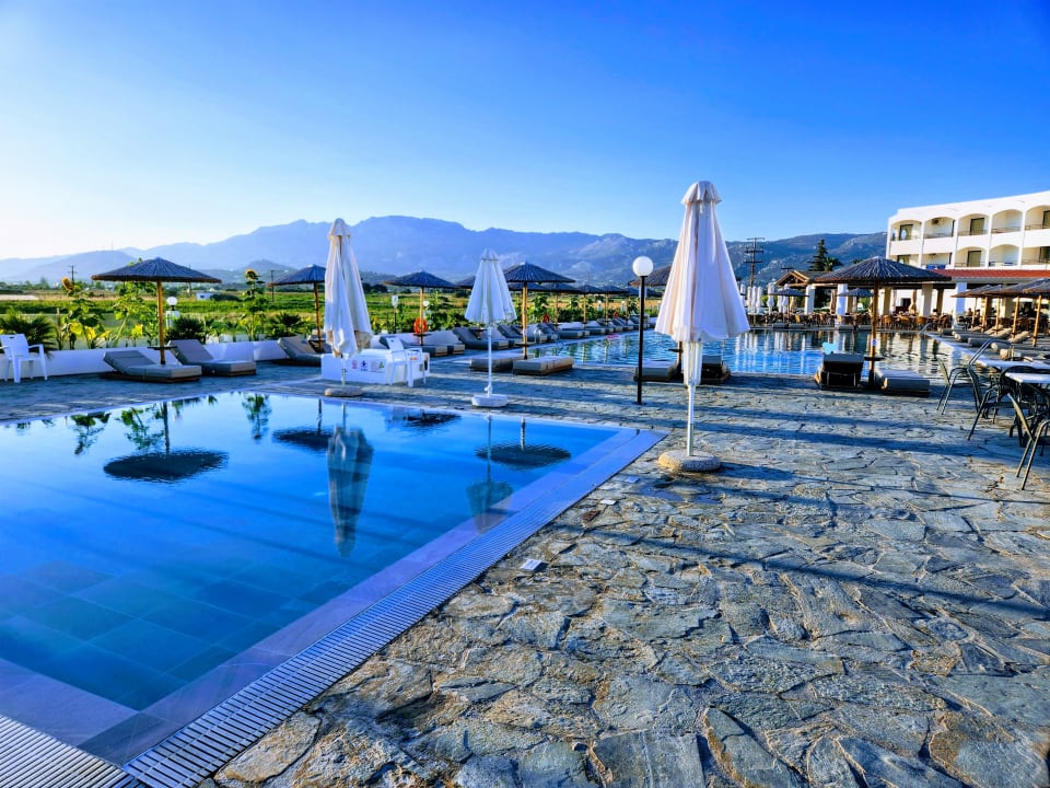 Pool Grecotel Casa Paradiso