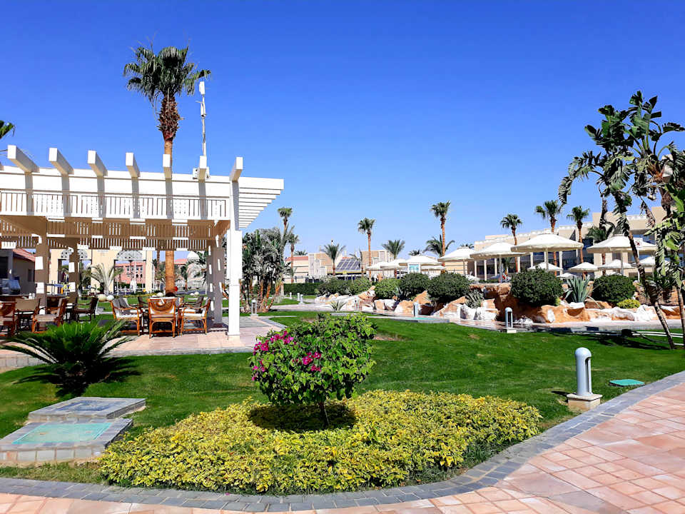 Gartenanlage Beach Albatros Resort