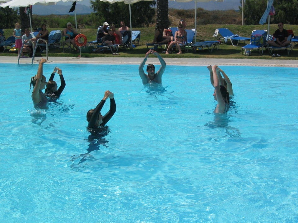 Wasserballett der Animateure Grecotel Casa Paradiso