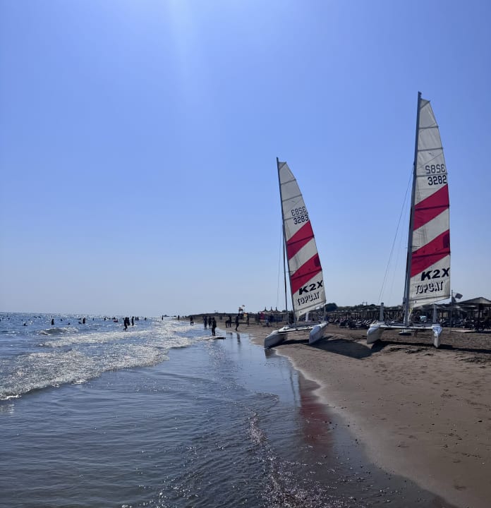 Strand Jacaranda Luxury Resort