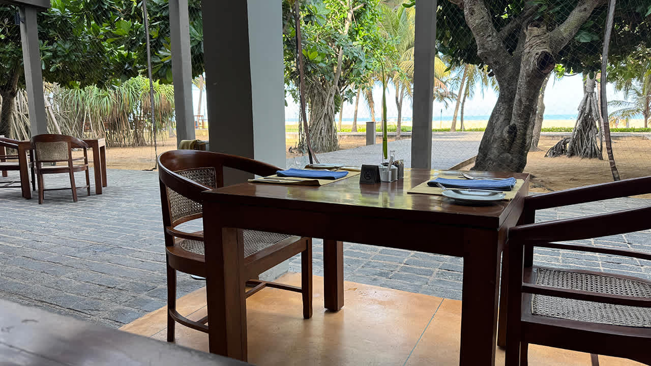 Gastro Hotel Jetwing Beach