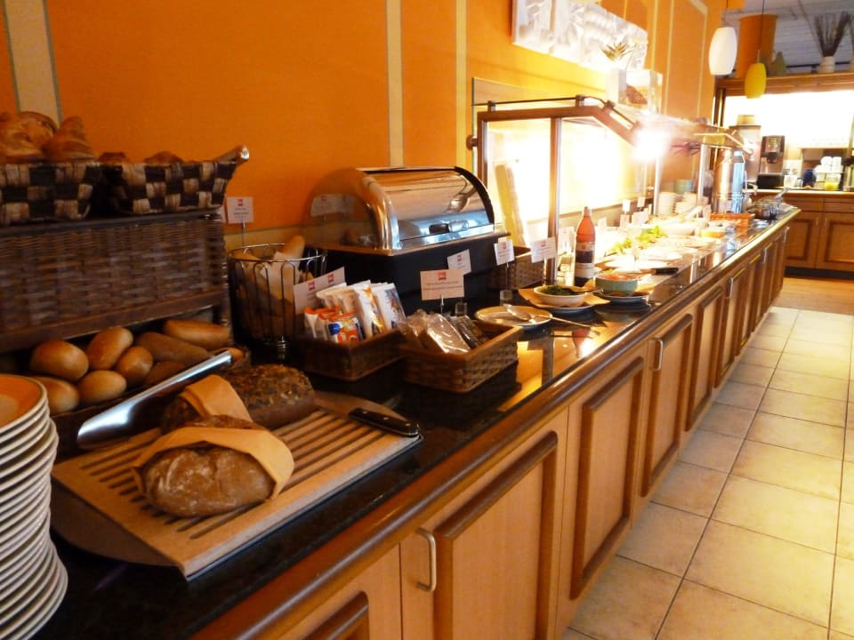 Frühstücksbuffet B&B Hotel Berlin City-West