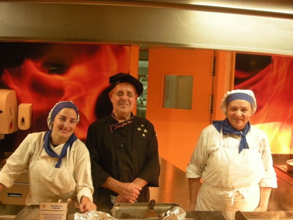 Isadora & Co. von der Küche Iberostar Waves Pinos Park