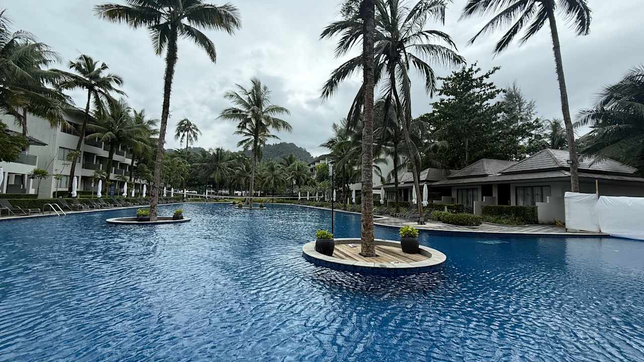 Pool X10 Khaolak Resort