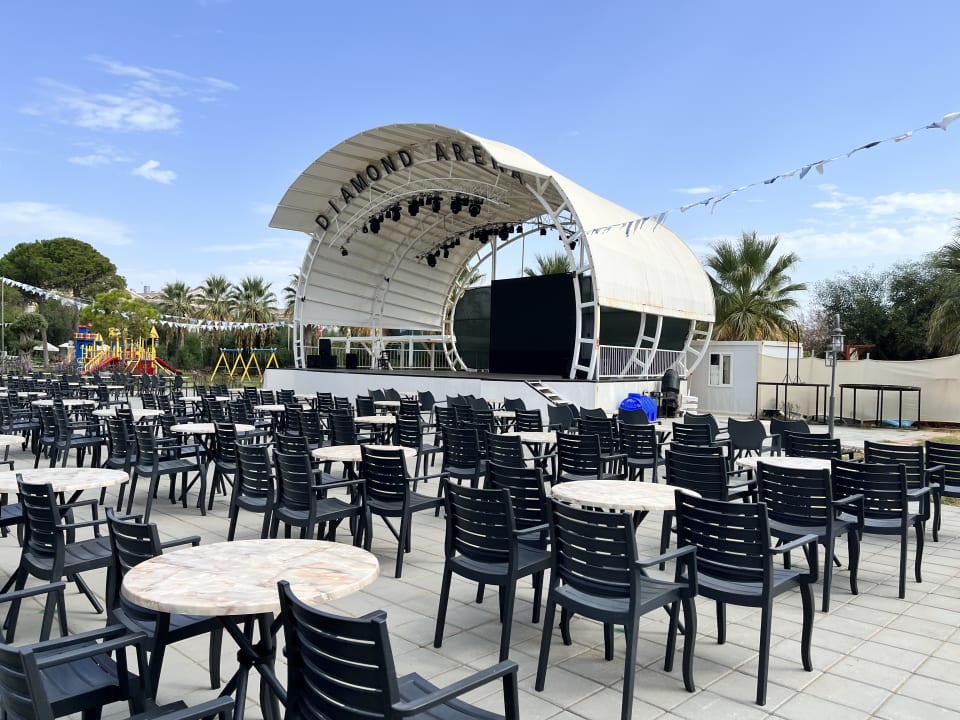 Gartenanlage Diamond De Luxe Hotel & Spa