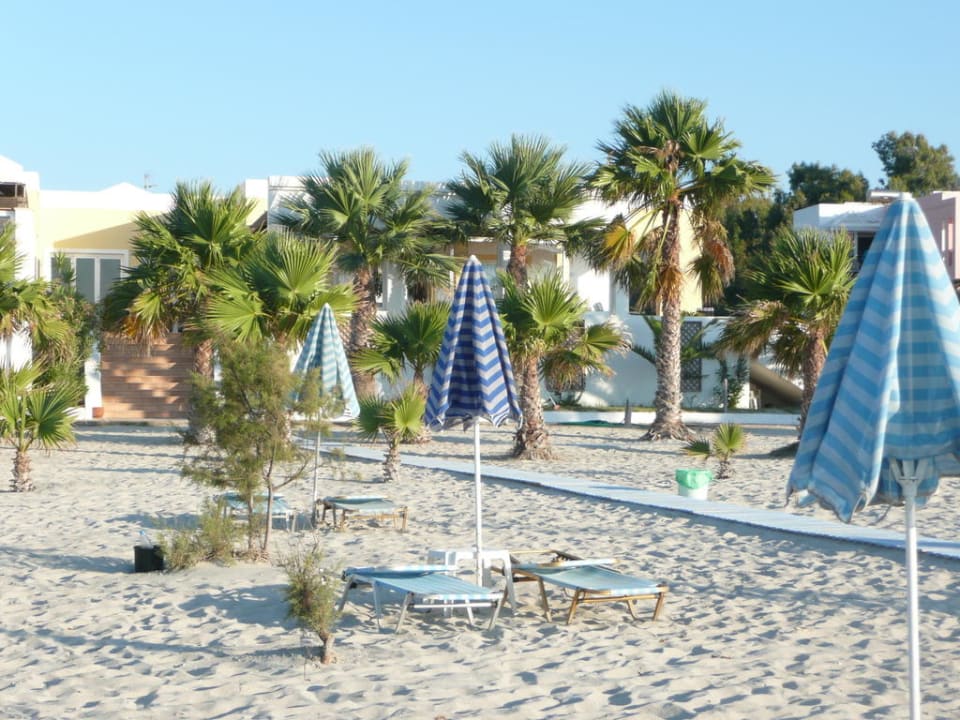 Blick zur Strandbar Atlantica Marmari Beach