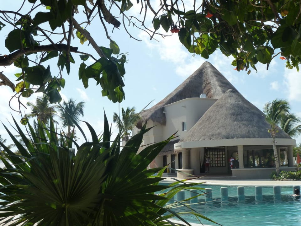 Blick auf Pool Catalonia Playa Maroma