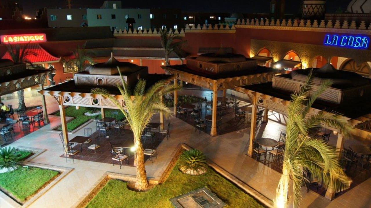 Restauracja włoska i chińska Pickalbatros Alf Leila Wa Leila Resort - Neverland Hurghada