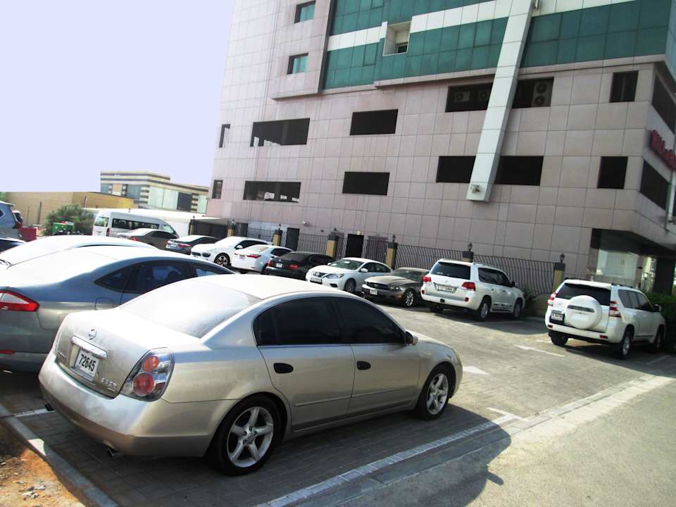 Car Parking Area Hala Inn Hotel Apartments