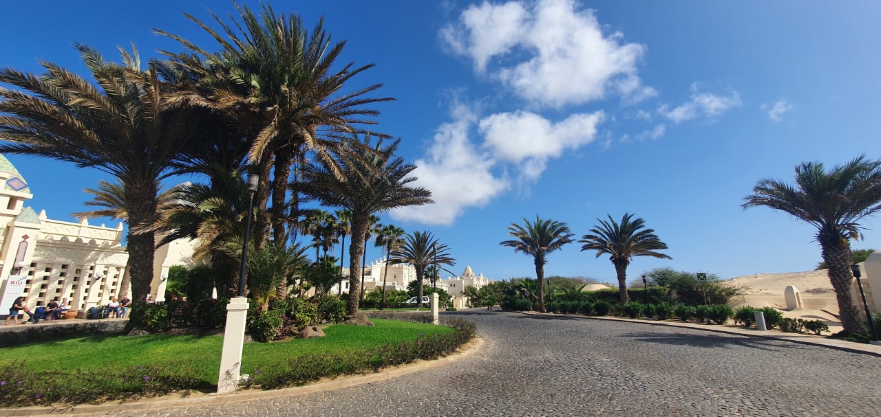 Außenansicht Hotel Riu Karamboa