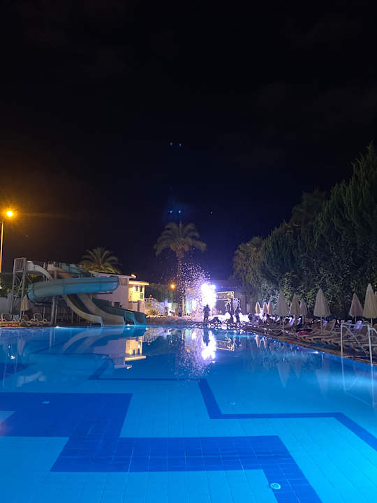 Pool Palm World Side Resort & Spa