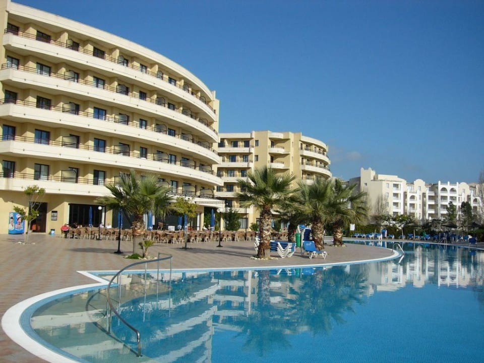 Pool und Aussenanlage allsun App.-Hotel Orient Beach