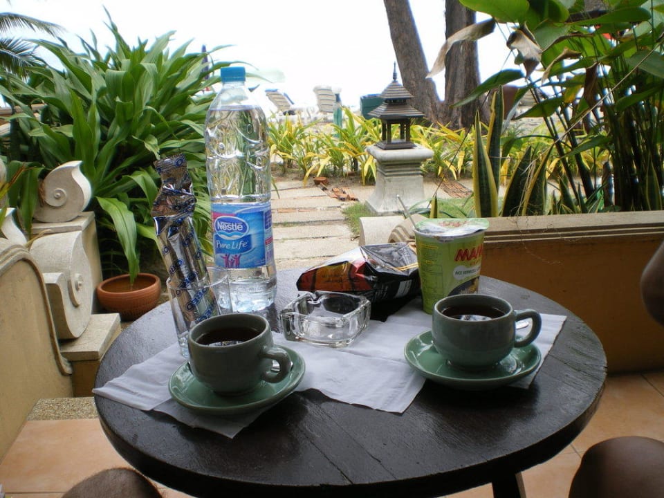 Blick vom Bungalow zum Strand The Fair House Beach Resort