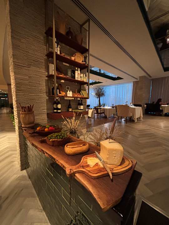 Gastro Rixos The Palm Hotel & Suites
