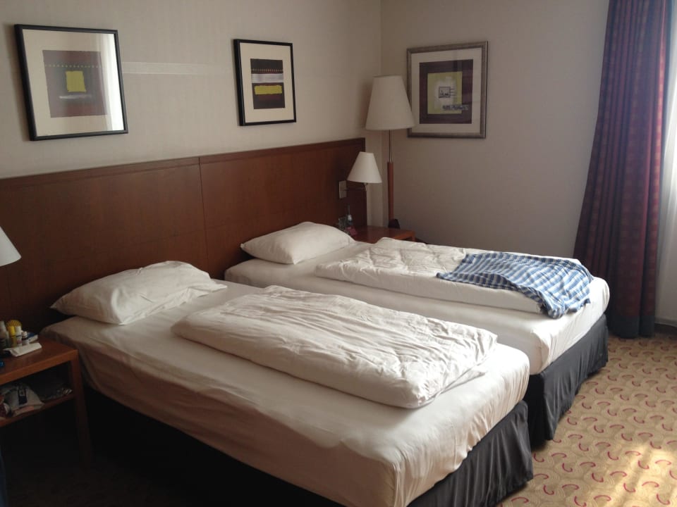 DZ Crowne Plaza ® Hamburg - City Alster