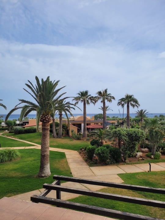 Ausblick Anissa Beach & Village