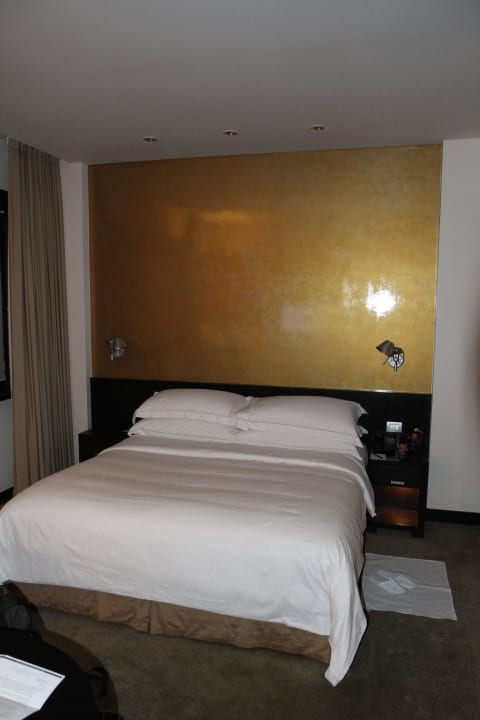 Pokój nr 1901 Millennium Hilton Bangkok