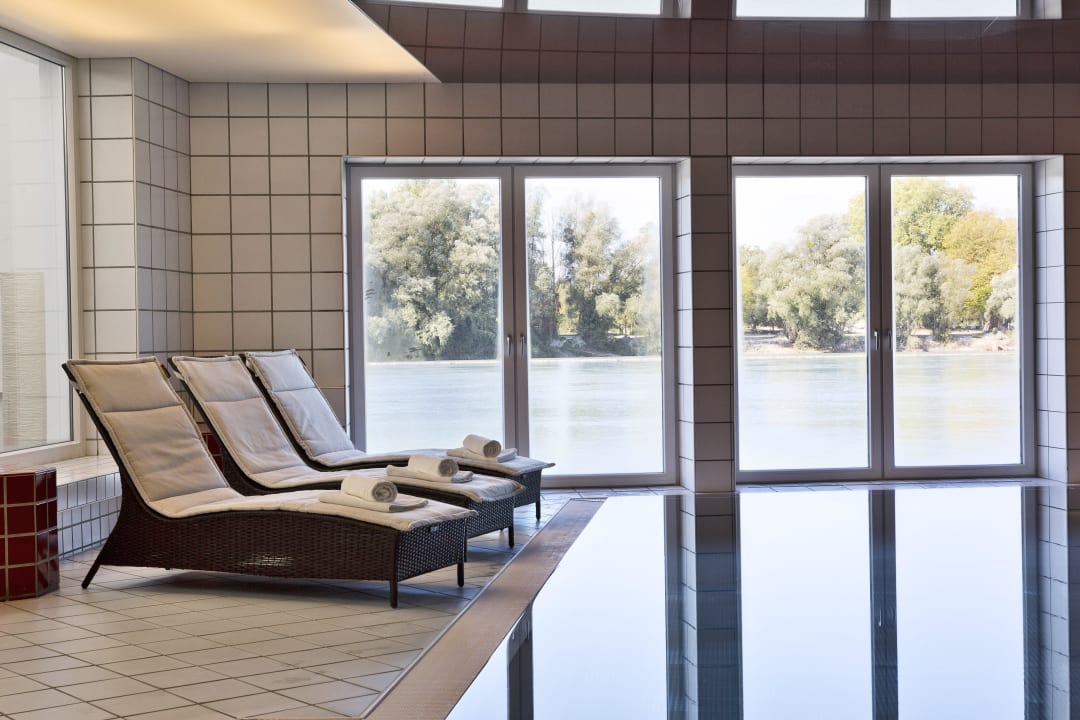 Innenpoolanlage Hotel Gugerbauer