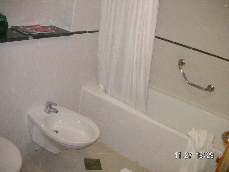 Bad/WC Swiss-Belhotel Sharjah