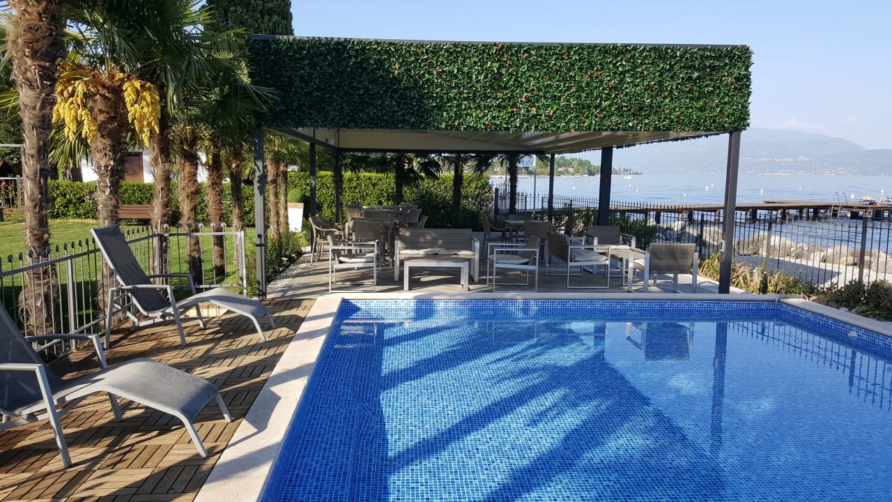 Pool Residence Villalsole