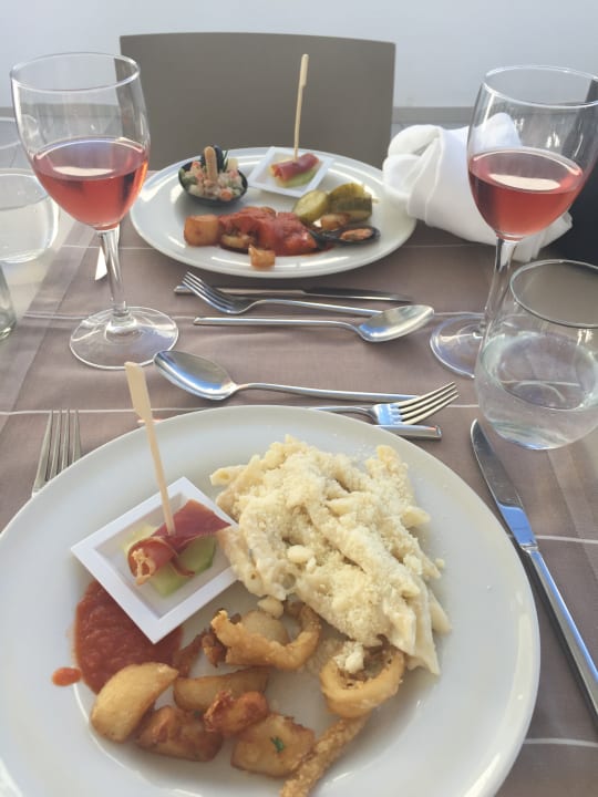 Abendessen alles ganz lecker und jeden Tag was anderes  Son Moll Sentits Hotel & Spa