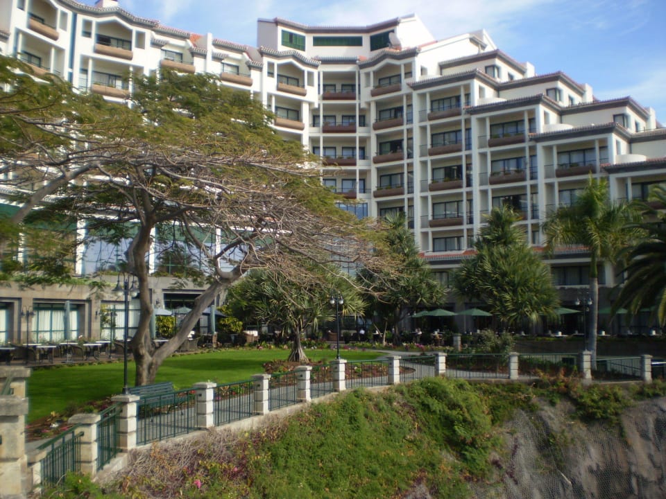 Innenhof vom Hotel Hotel The Cliff Bay (PortoBay)