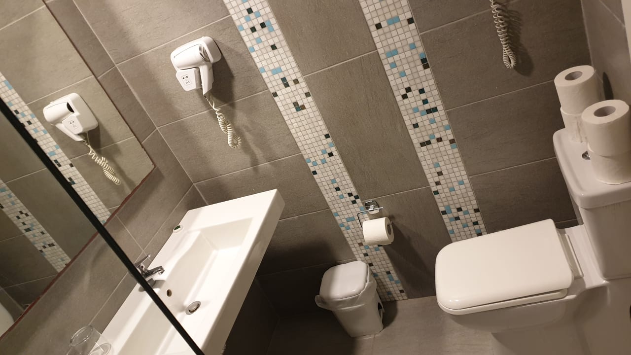 Zimmer Maritimo Beach Hotel