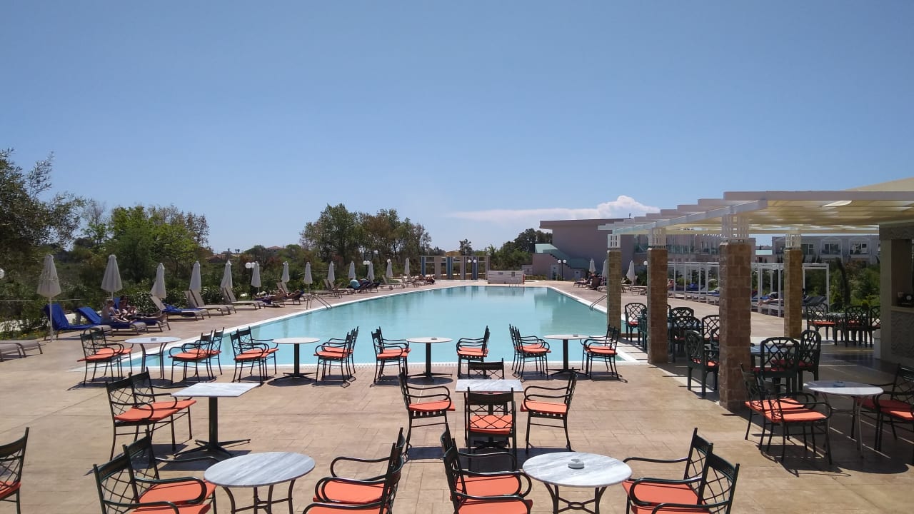 Pool Sandy Villas Resort