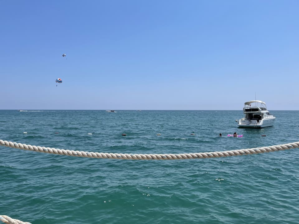 Strand Royal Wings Hotel