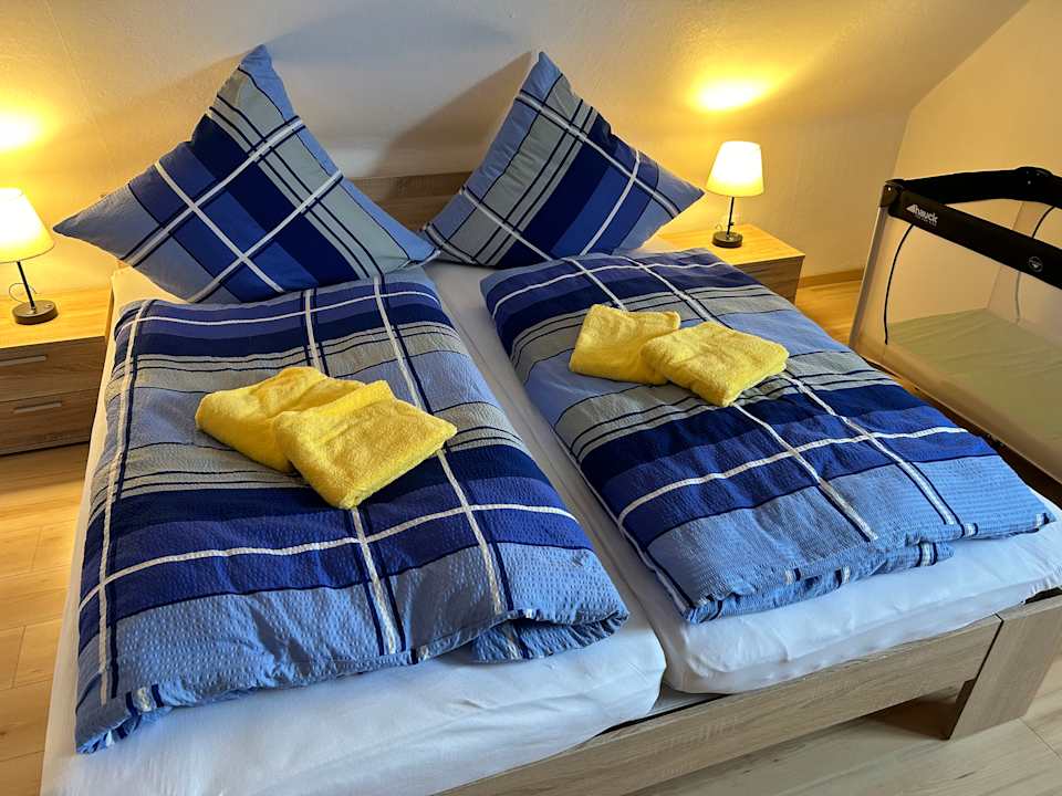 Zimmer Ferienwohnung Winzenburg in der Nähe vom Steinhuder Meer und Dinopark Münchehagen