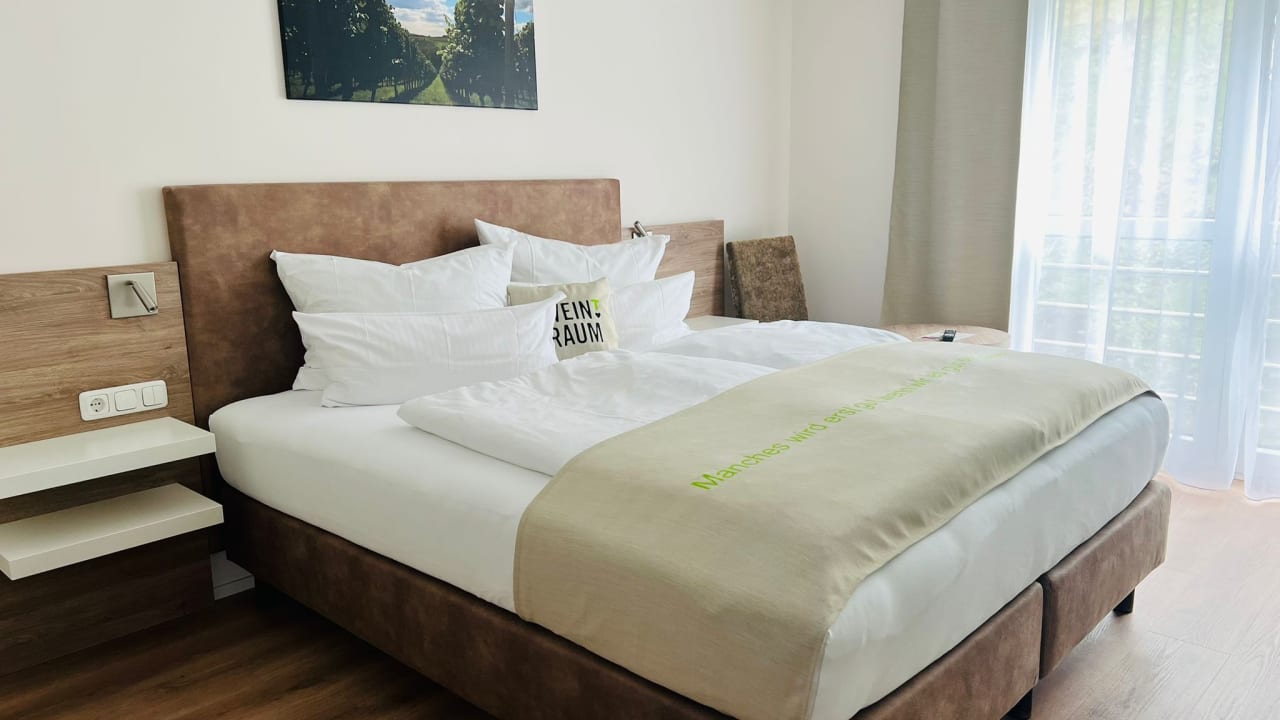 Zimmer Gästehaus zum Weintraum